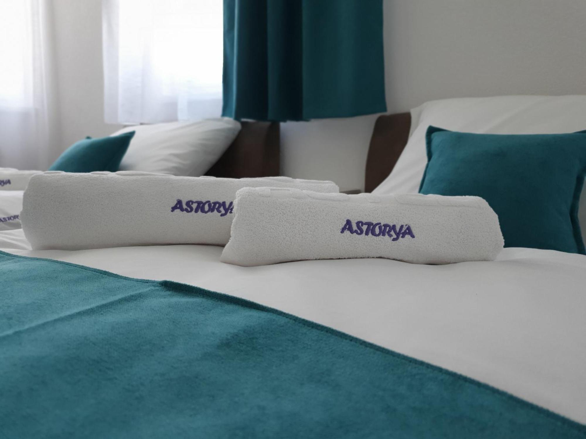 Wellness&Spa Hotel Astorya Banyaluka Oda fotoğraf